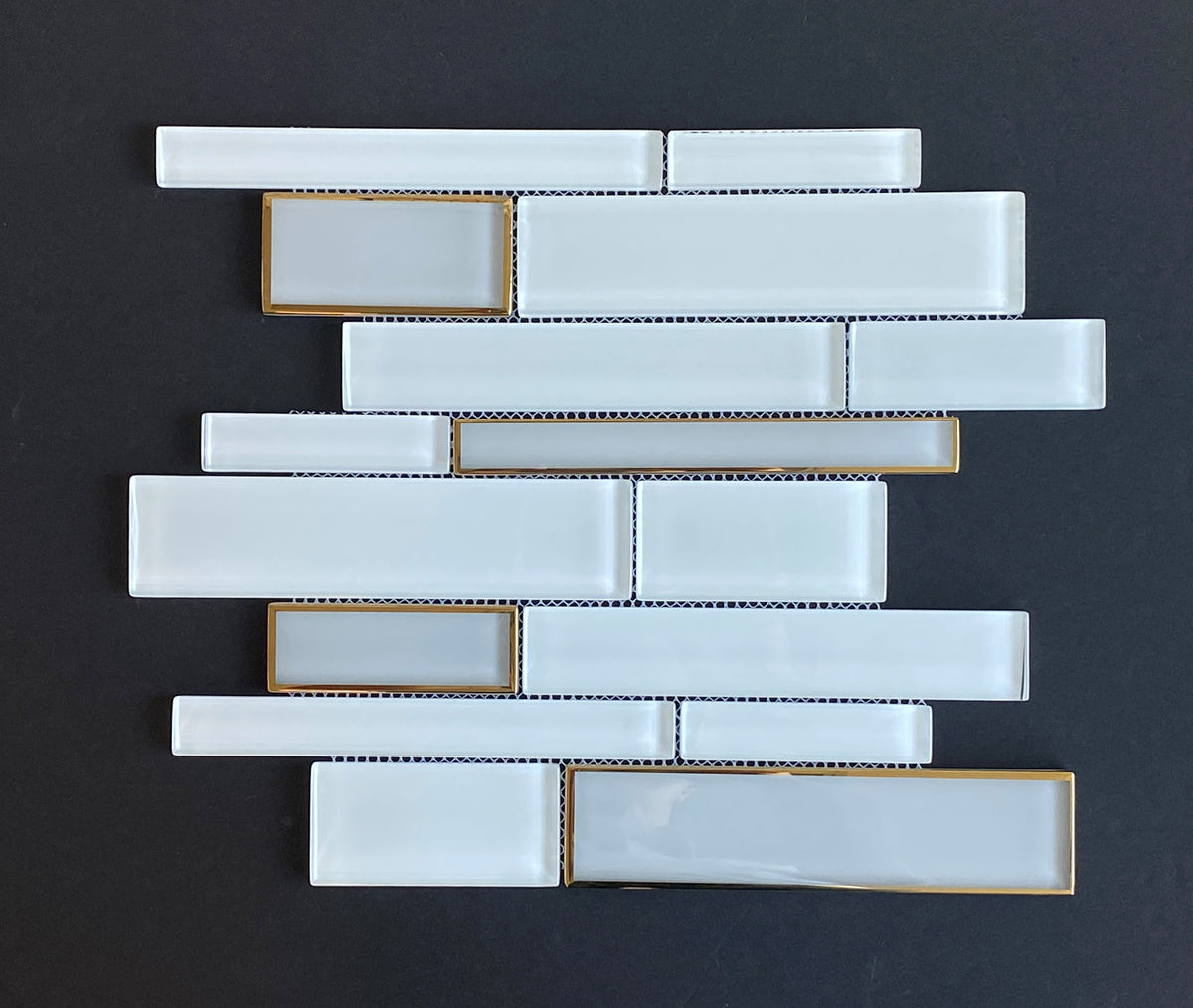 White Glass with gold glazed linear mosaic tiles– Mosaic Studio Inc
